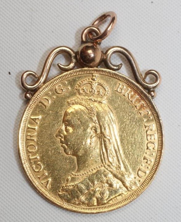 A VICTORIA £2 COIN Image