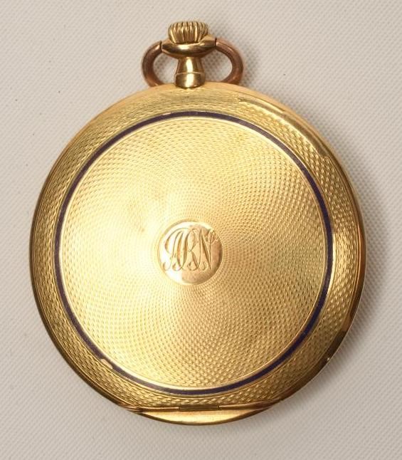 AN ART DECO 18CT GOLD TOP WIND DRESS WATCH Image