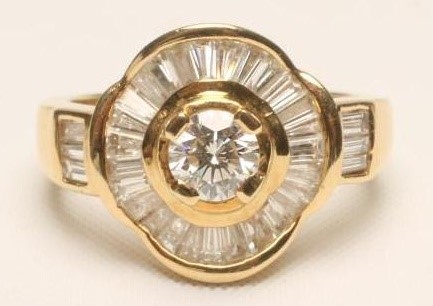A DIAMOND COCKTAIL "BALLERINA" RING Image
