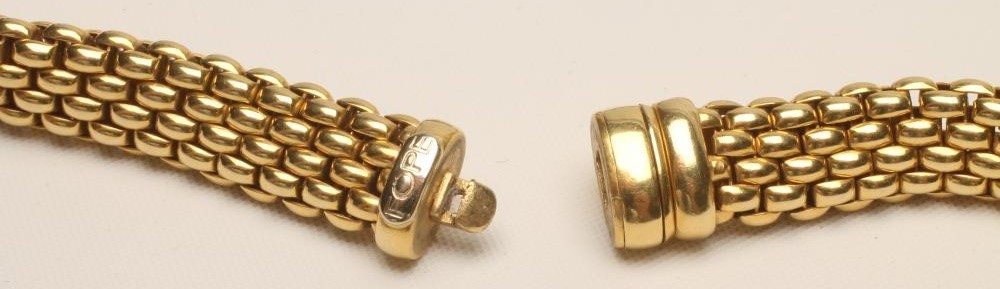 A FOPE 18CT GOLD CHAIN NECKLACE from the "Profili" collection Image