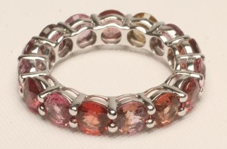 A MULTI-COLOURED SAPPHIRE ETERNITY RING Image