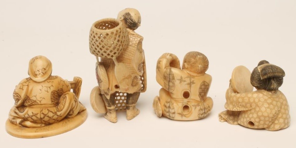 FOUR JAPANESE IVORY NETSUKE Image