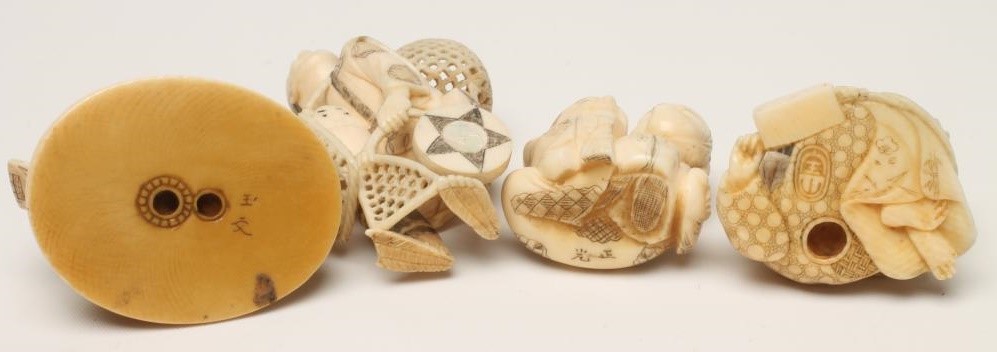 FOUR JAPANESE IVORY NETSUKE Image