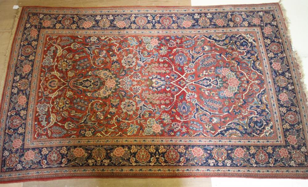 A KASHAN PRAYER RUG Image