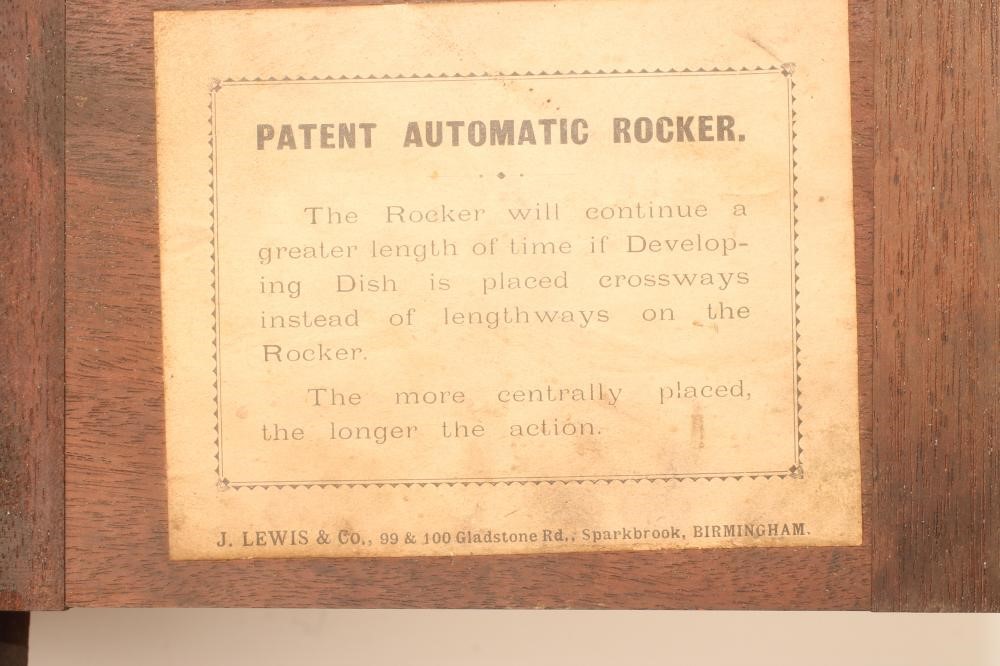 A FIELD CAMERA FOR 8" X 10" PLATES Image