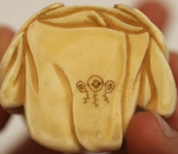 A COLLECTION OF JAPANESE IVORY FEMALE MUSICIANS AND FAN DANCER Image