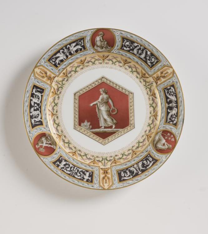 AN IMPERIAL PORCELAIN FACTORY ST. PETERSBURG PLATE Image