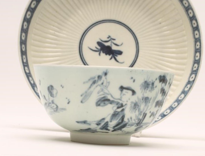 A COLLECTION OF FIRST PERIOD WORCESTER BLUE AND WHITE PORCELAIN comprising a "Formal Rose Spray" Image