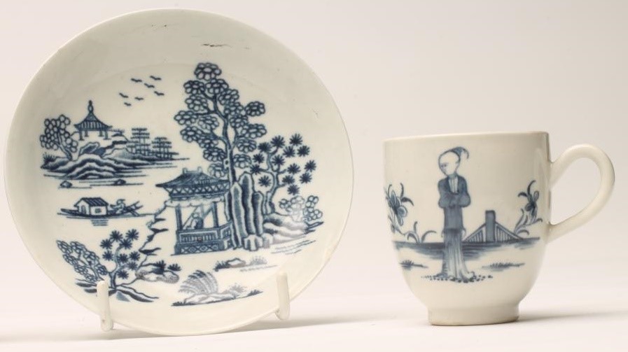 A COLLECTION OF FIRST PERIOD WORCESTER BLUE AND WHITE PORCELAIN comprising a "Formal Rose Spray" Image