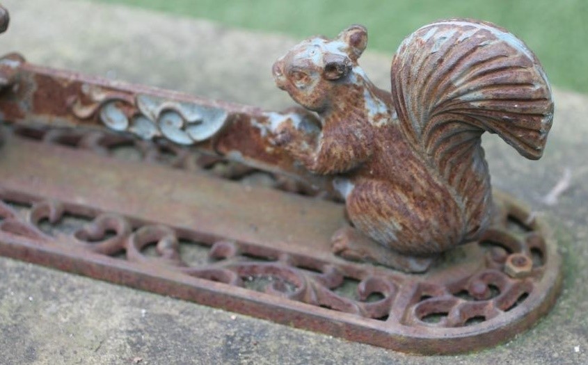 A VICTORIAN CAST IRON BOOT SCRAPER Image