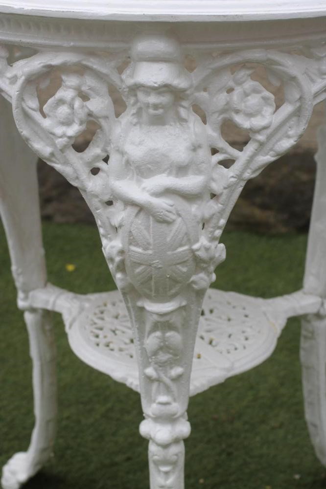 A VICTORIAN BRITANNIA CAST IRON PUB TABLE Image