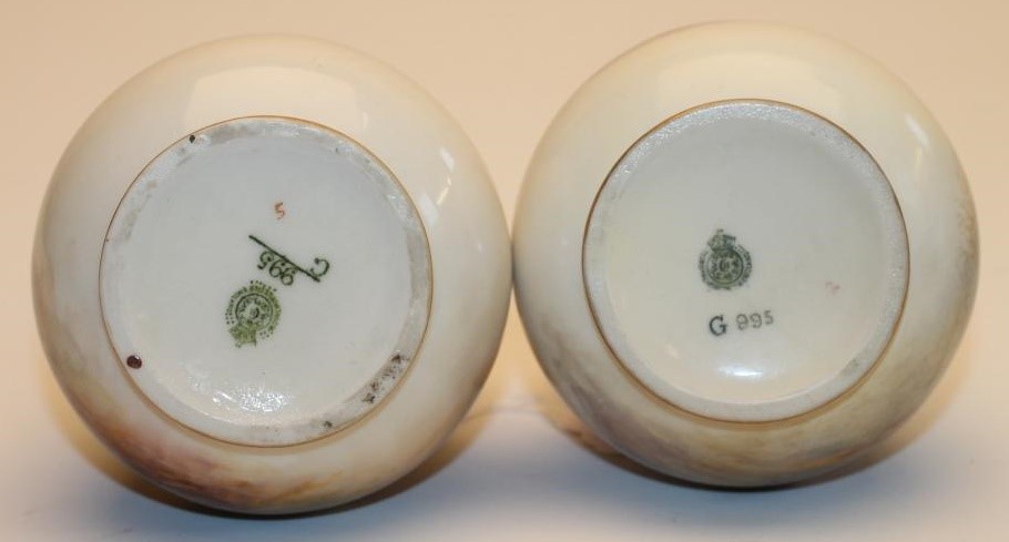 A PAIR OF ROYAL WORCESTER CHINA VASES Image