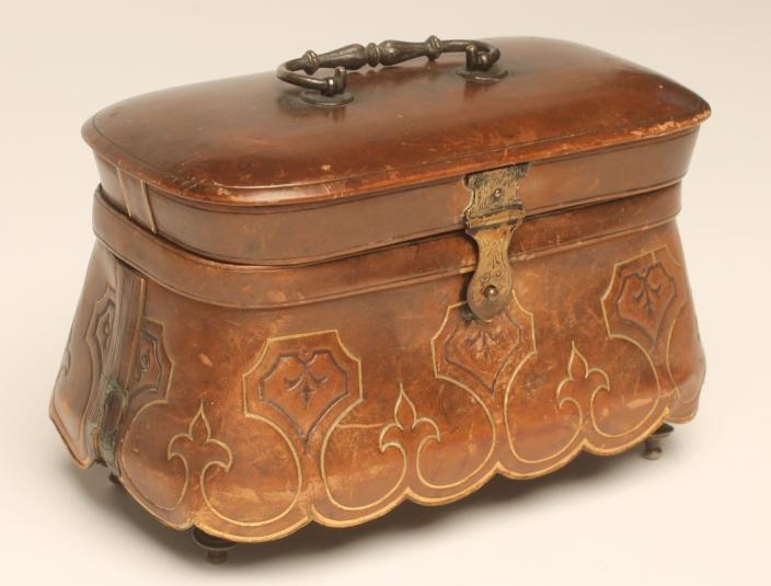 A NOVELTY MUSICAL BOX Image