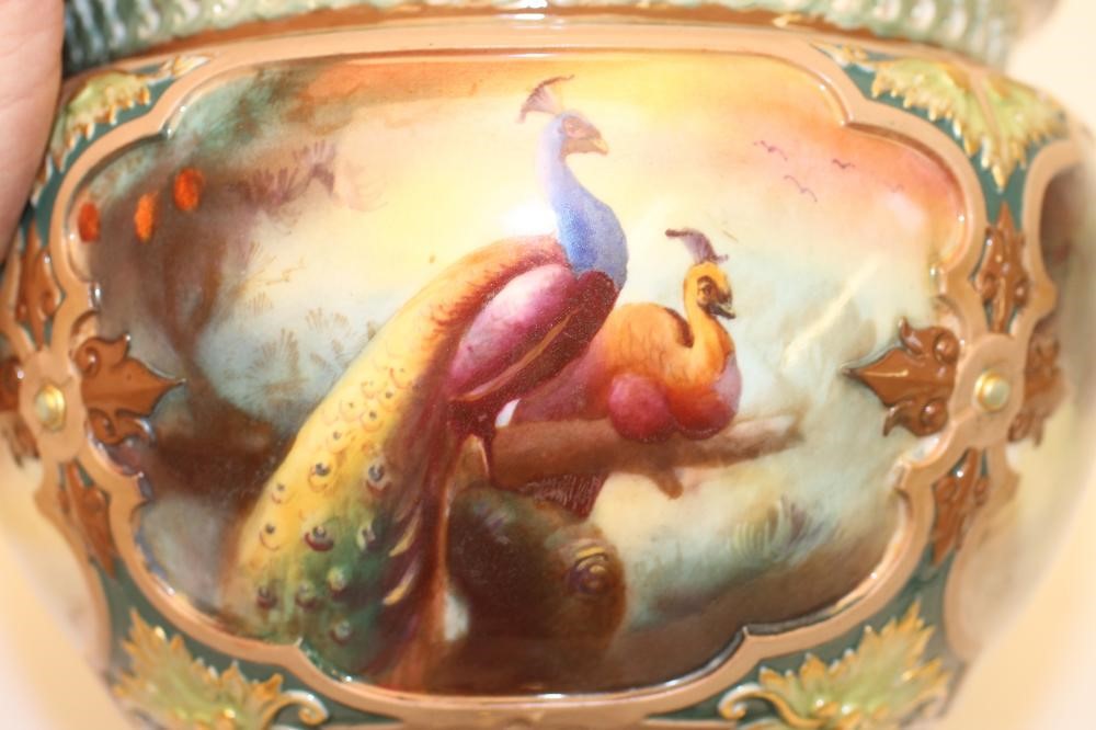 A ROYAL WORCESTER CHINA SMALL JARDINIERE Image