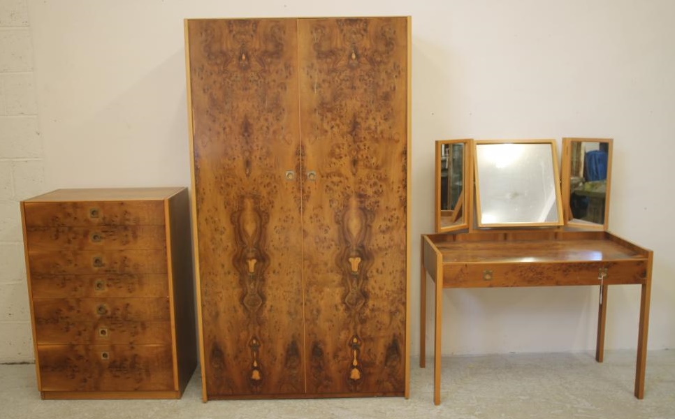 A HEALS OF LONDON THREE PIECE YEW VENEERED AND TEAK (?) BEDROOM SUITE Image