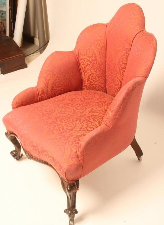 A LADY'S VICTORIAN WALNUT SALON CHAIR Image