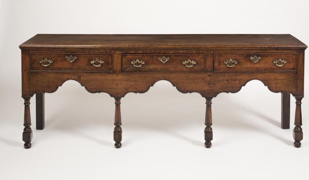 A GEORGIAN OAK LOW DRESSER Image