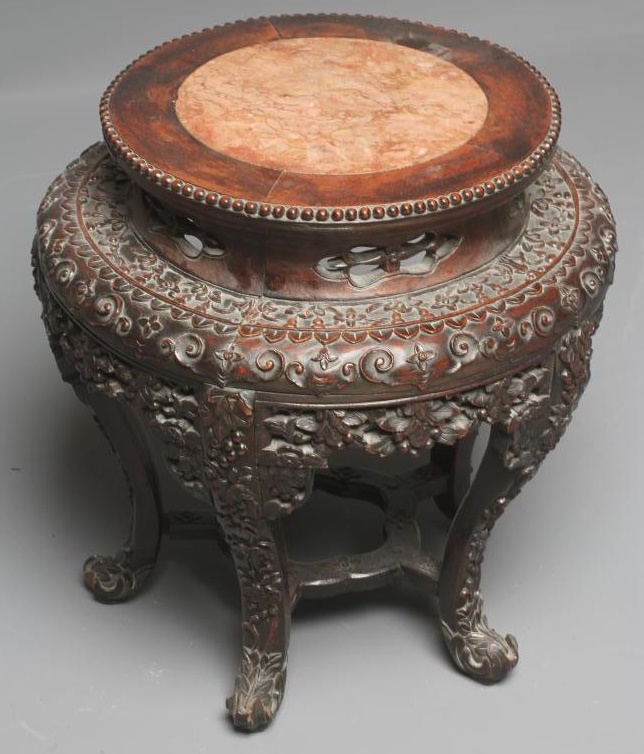 A CHINESE PADOUK WOOD JARDINIERE STAND Image