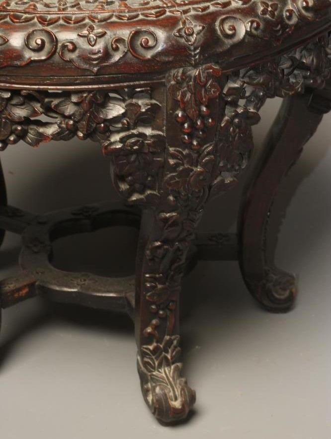 A CHINESE PADOUK WOOD JARDINIERE STAND Image