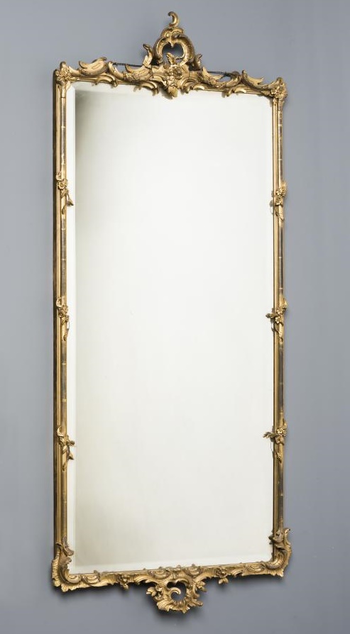 A VICTORIAN GILT GESSO PIER GLASS Image