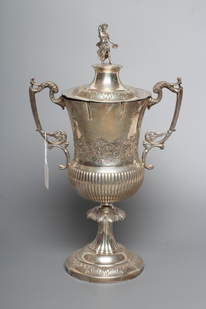 A PEDESTAL TROPHY CUP AND COVER Image