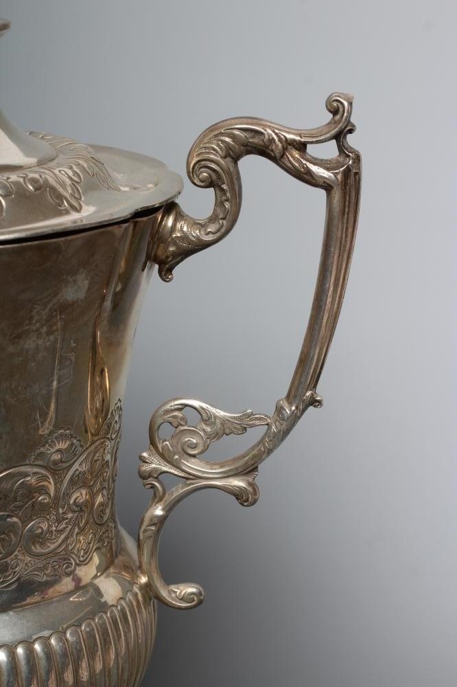 A PEDESTAL TROPHY CUP AND COVER Image