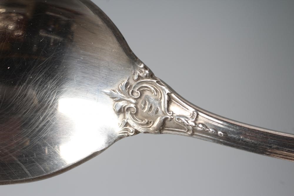A SET OF EIGHT SOUP SPOONS, maker Reed & Barton, stamped Sterling, in Francis I pattern, 17ozs 9dwts Image