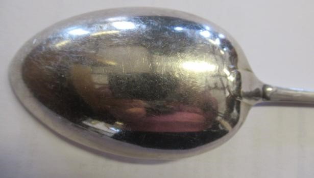 A TABLE SERVICE FOR EIGHT PLACE SETTINGS Image