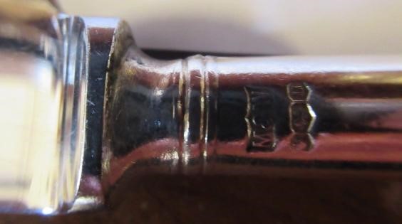 A SET OF EIGHT TABLE KNIVES Image