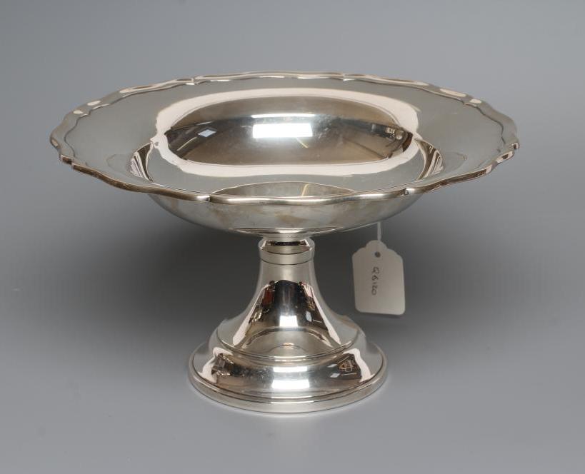 A HIGH PEDESTAL DISH Image