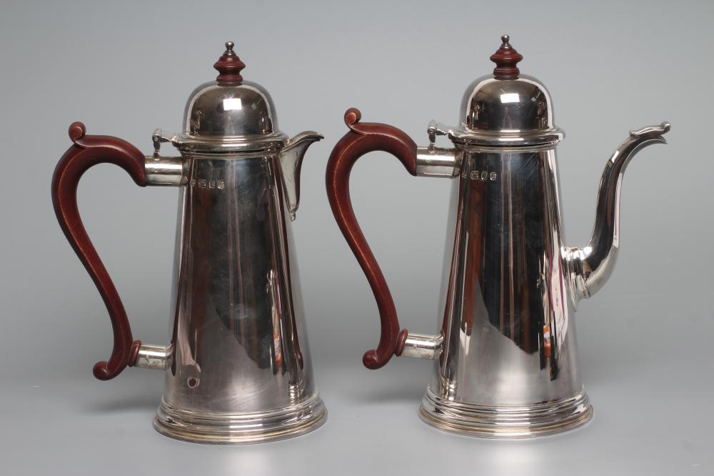 A CAFE-AU-LAIT SET Image