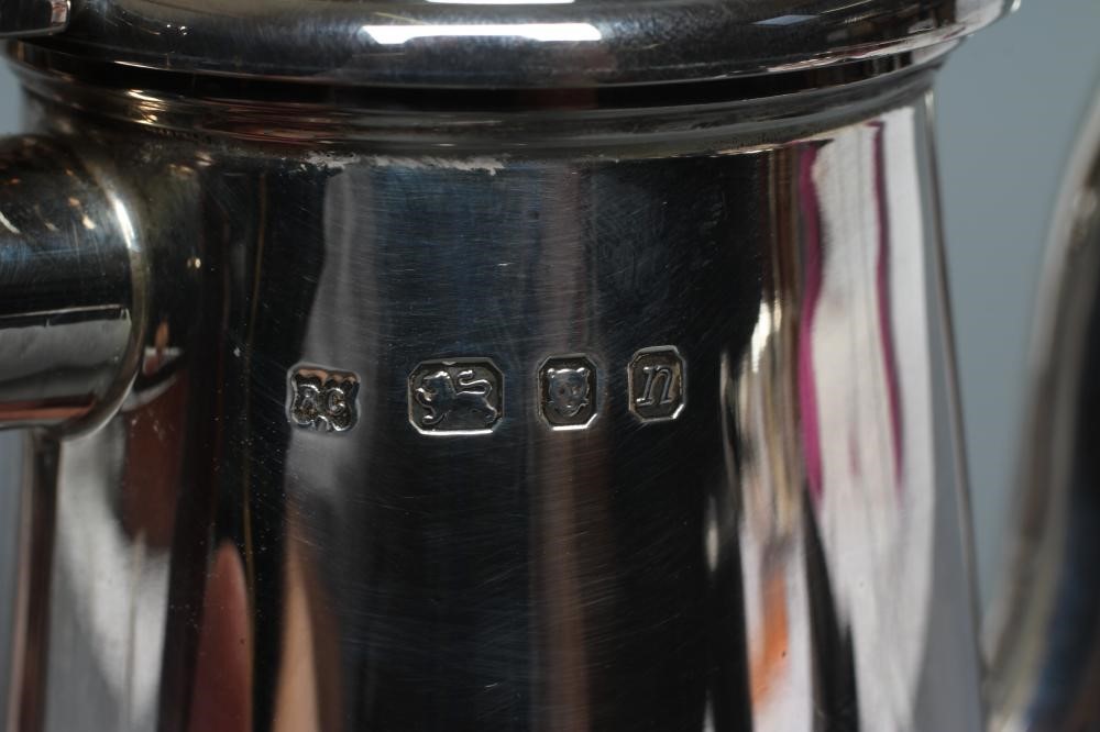 A CAFE-AU-LAIT SET Image