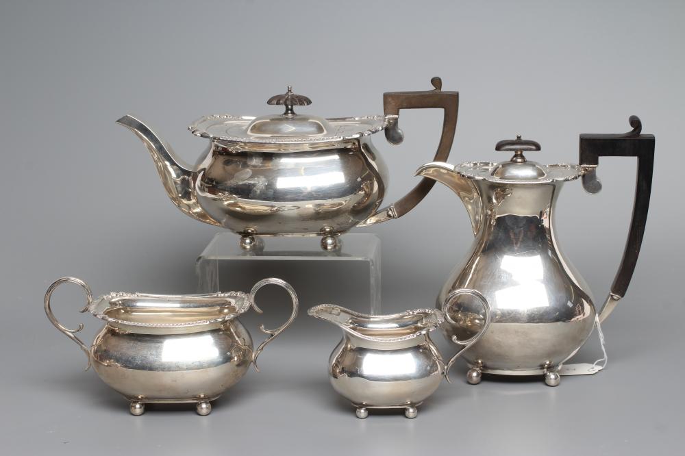 AN EDWARDIAN THREE PIECE TEA SERVICE Image