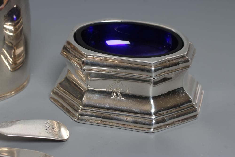 A LATE GEORGE III MUSTARD Image