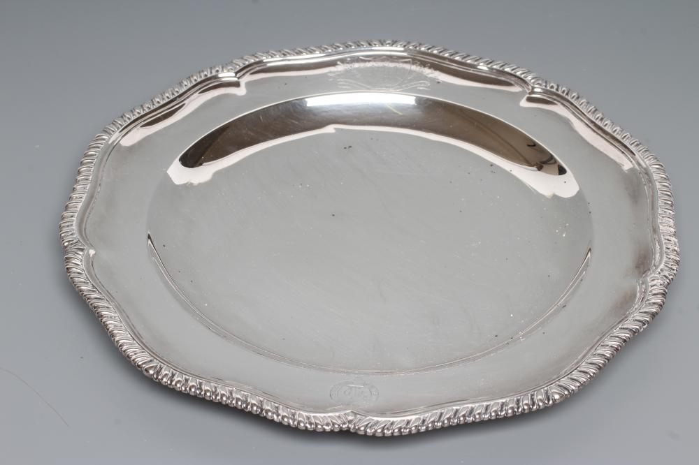 A LATE GEORGE III PLATE Image