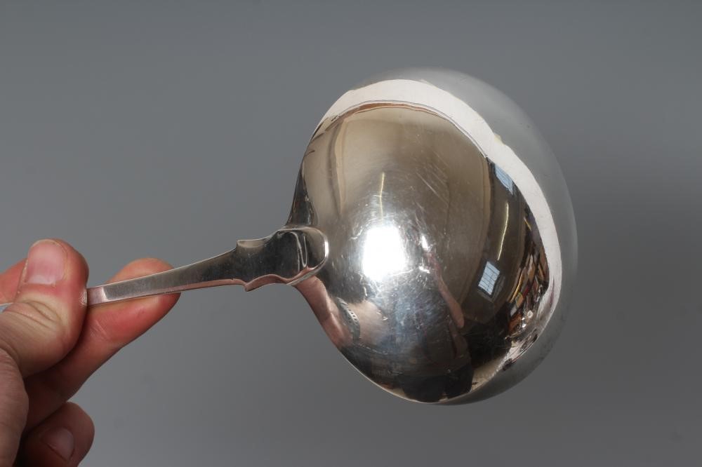 A GEORGE III SOUP LADLE, maker George Ferris, Exeter 1818, in Fiddle pattern, 4ozs (Est. plus 24% Image