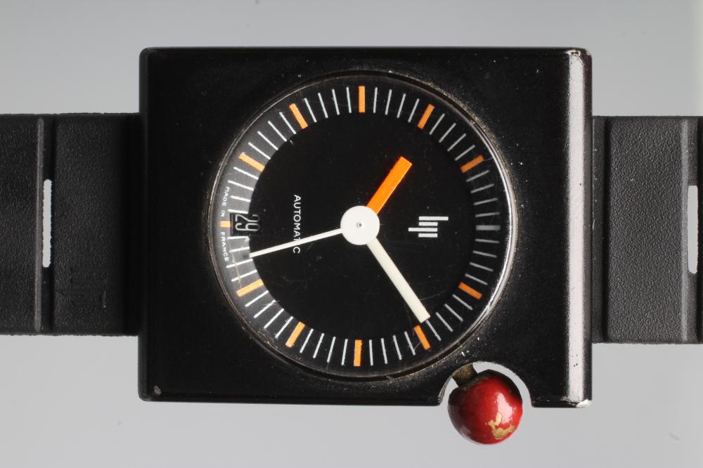 A UNISEX LIP MACH 2000 MAFIA MOON AUTOMATIC WRISTWATCH Image