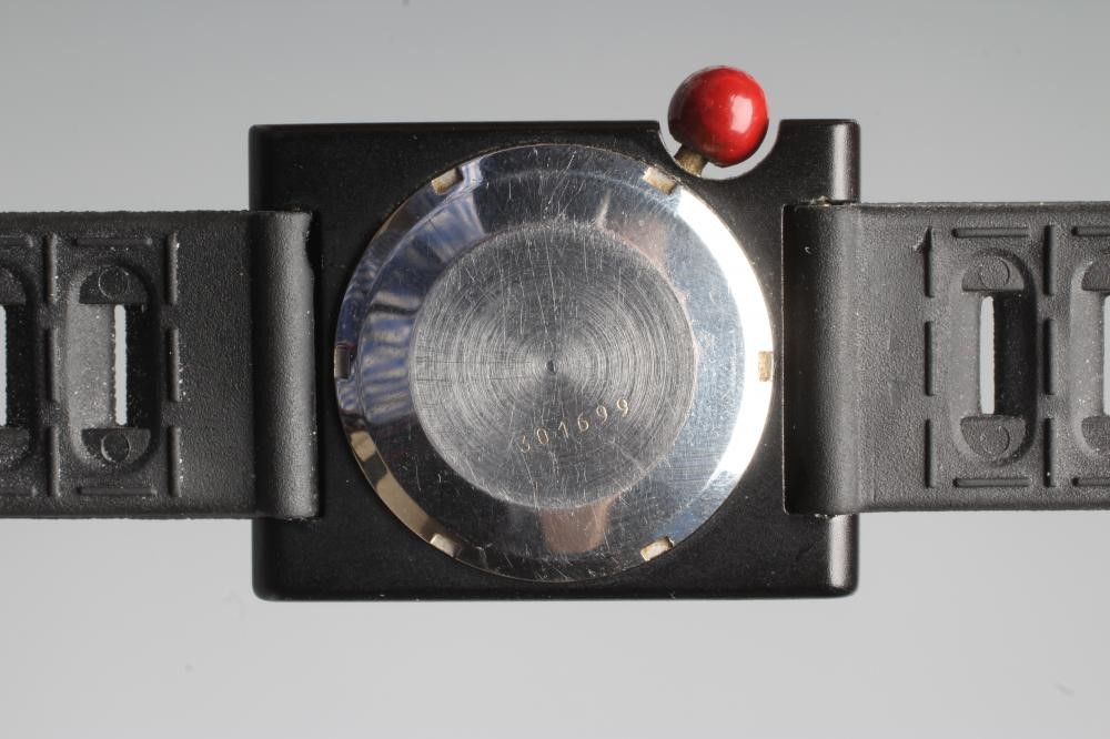 A UNISEX LIP MACH 2000 MAFIA MOON AUTOMATIC WRISTWATCH Image
