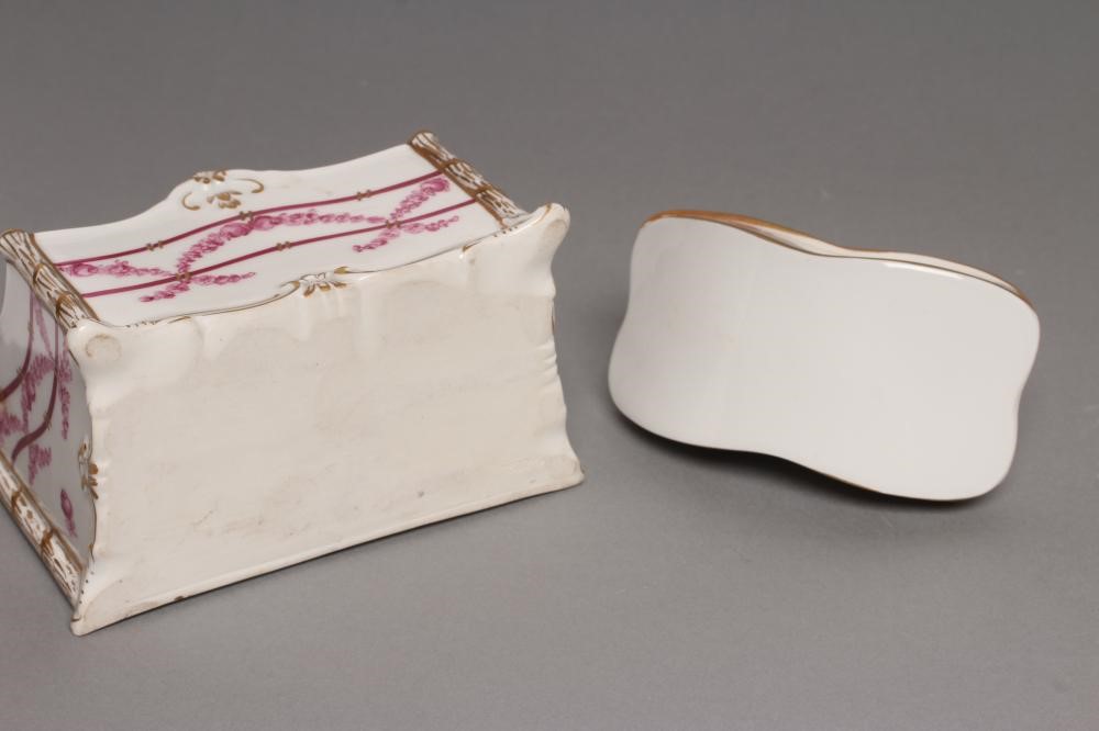 A DRESDEN PORCELAIN LETTER RACK AND MATCHING ROCKER BLOTTER Image