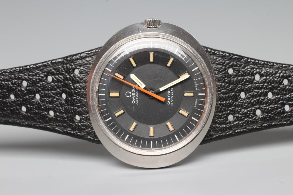 A GENTLEMAN'S OMEGA AUTOMATIC DYNAMIC WRISTWATCH Image