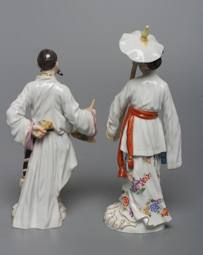 TWO MEISSEN PORCELAIN CHINOISERIE FIGURES Image