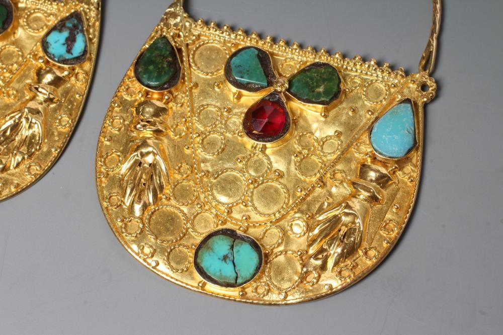 A PAIR OF LARGE CHANDELIER EAR HOOPS of D form Image