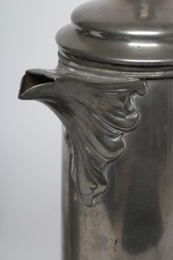 A PEWTER KNOPPED TAPPIT HEN Image