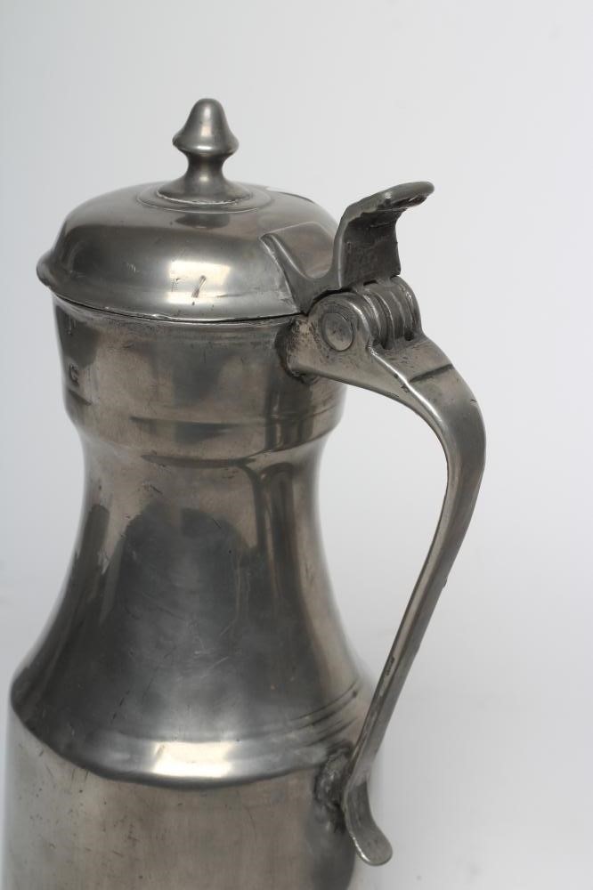 A PEWTER KNOPPED TAPPIT HEN Image