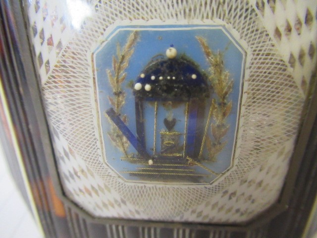 A GEORGE III SMALL TORTOISESHELL TEA CADDY Image