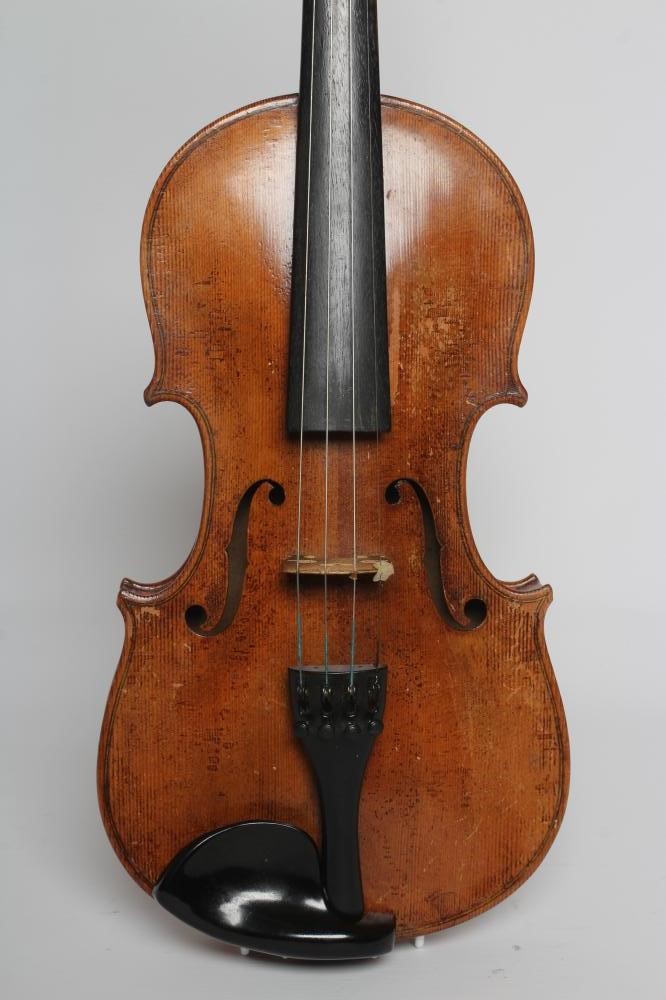 A VIOLIN Image
