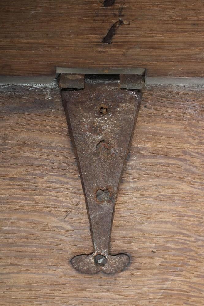 A GEORGIAN OAK BOARDED BOX Image