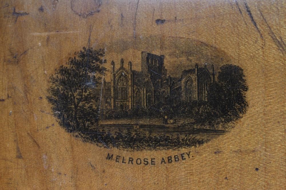 A VICTORIAN MAUCHLINE WARE PHOTOGRAPH ALBUM Image