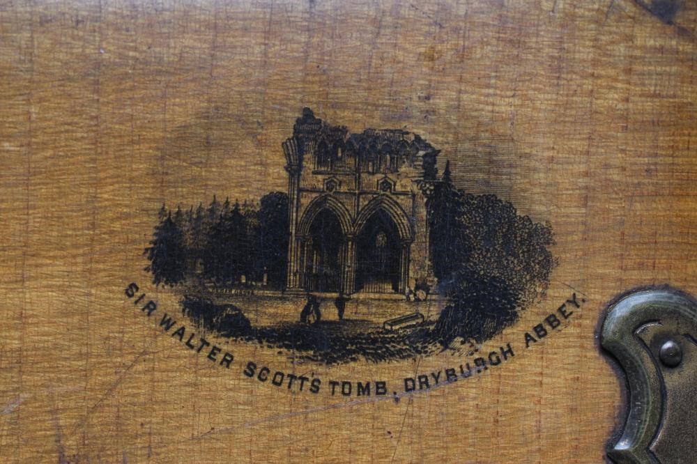 A VICTORIAN MAUCHLINE WARE PHOTOGRAPH ALBUM Image