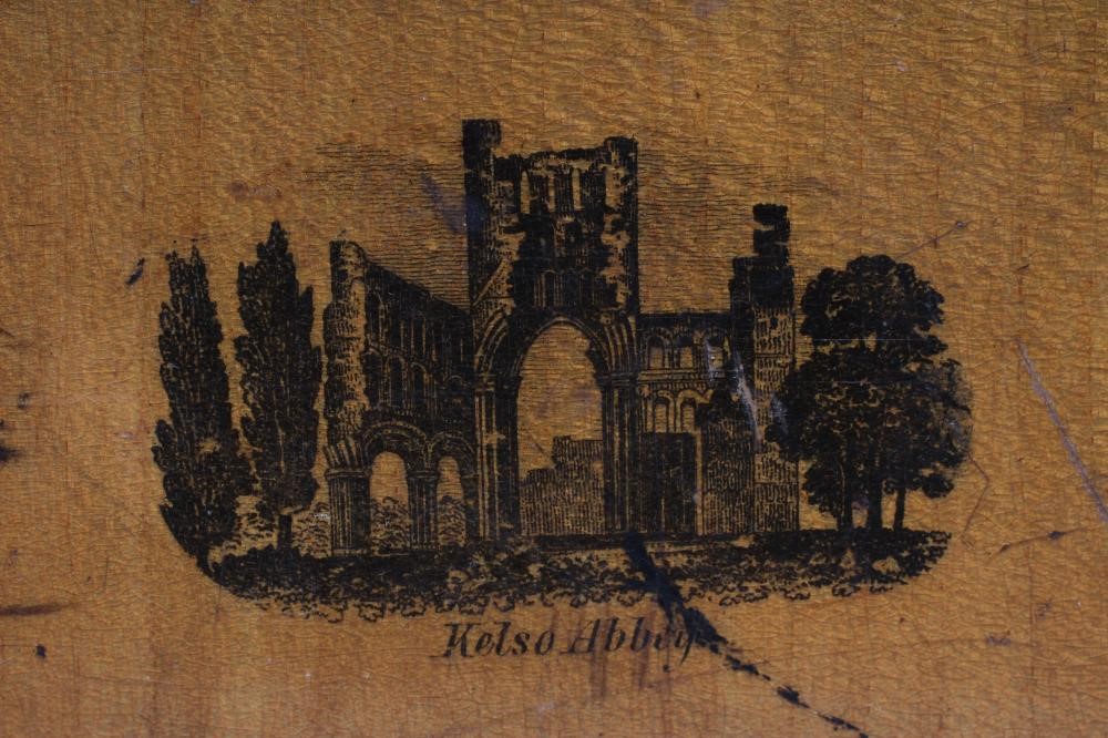 A VICTORIAN MAUCHLINE WARE PHOTOGRAPH ALBUM Image